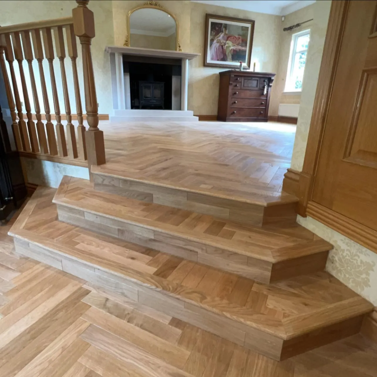 Hardwood staircase by T M Joinery